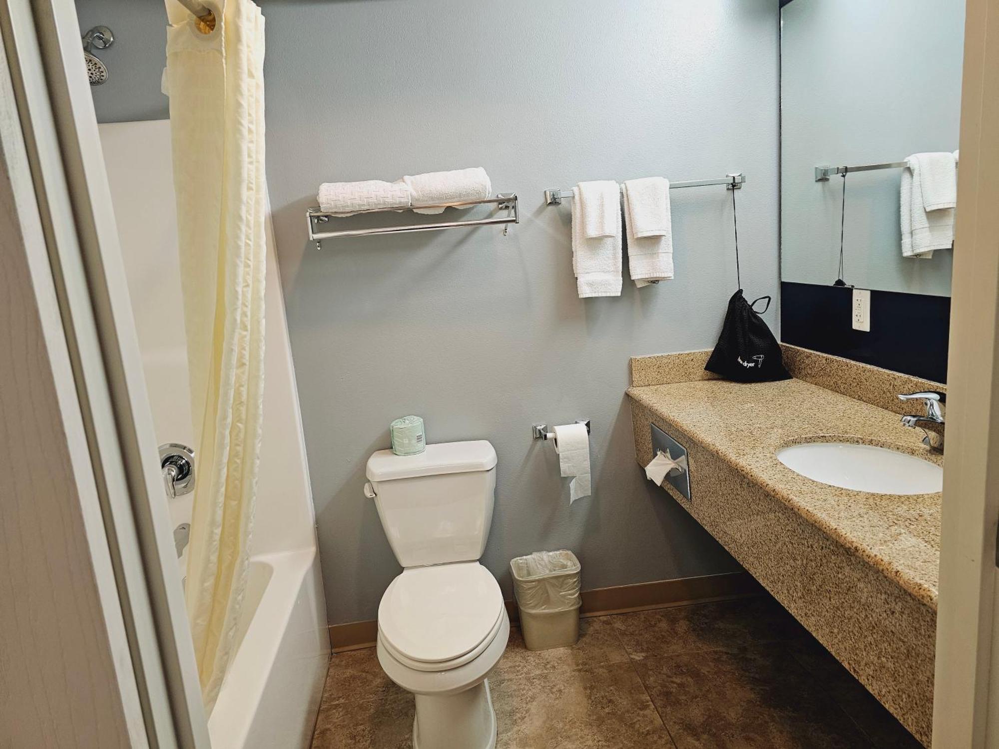 Executive Inn & Suites Extended Stay - Vernal Bagian luar foto