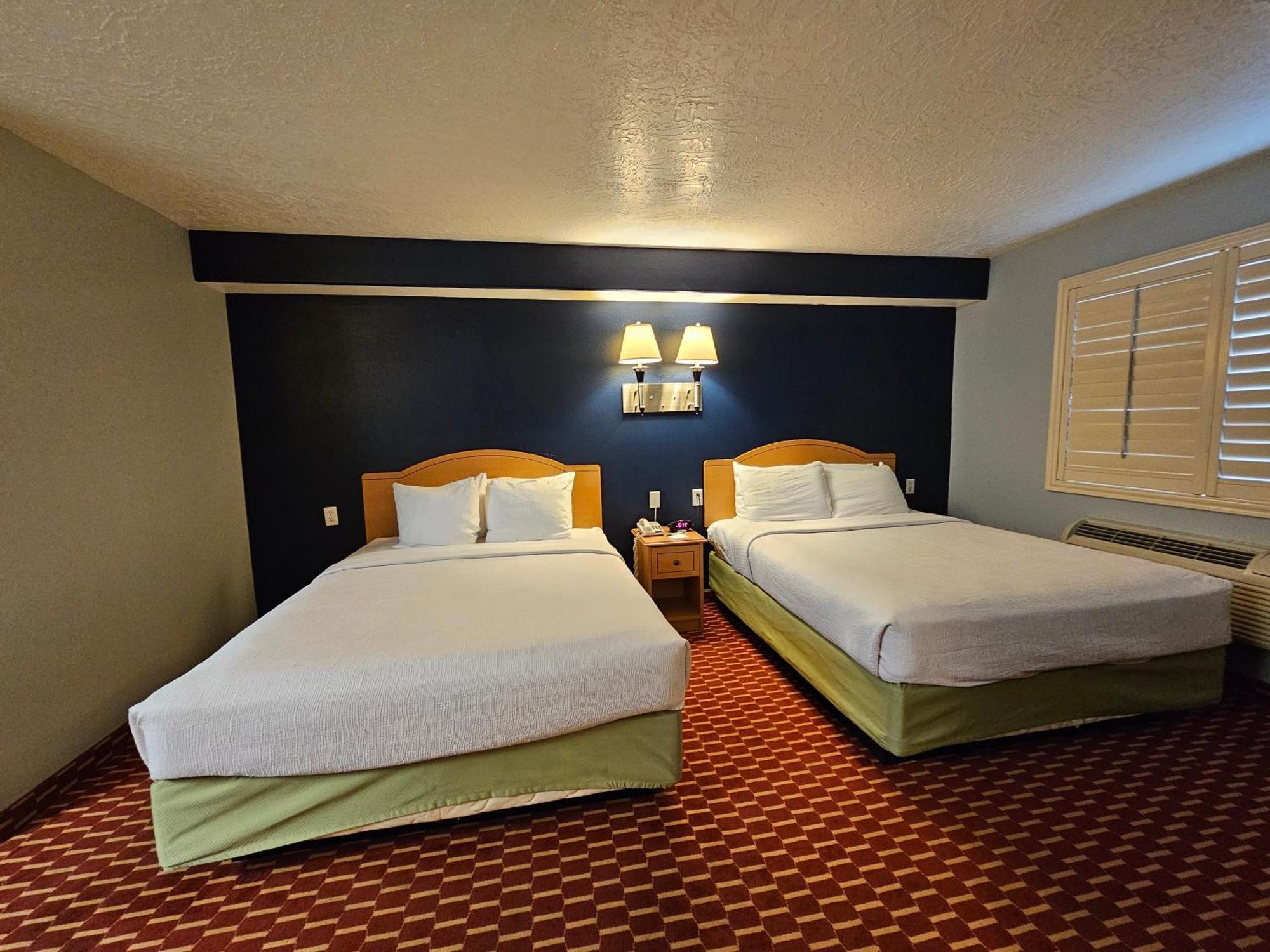 Executive Inn & Suites Extended Stay - Vernal Bagian luar foto