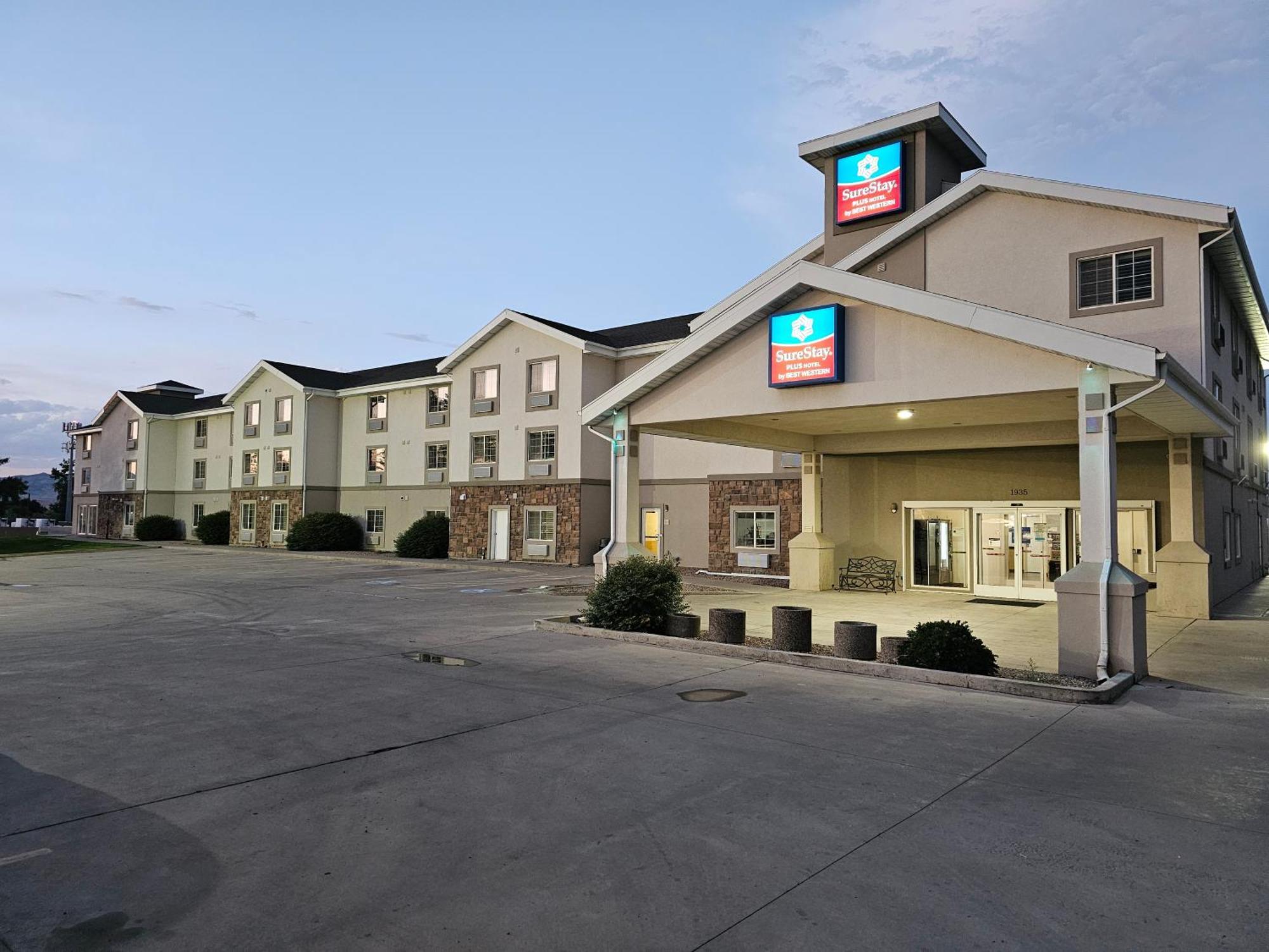 Executive Inn & Suites Extended Stay - Vernal Bagian luar foto